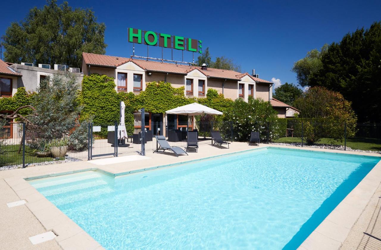 Logis Des Trois Massifs Hotell Claix  Eksteriør bilde